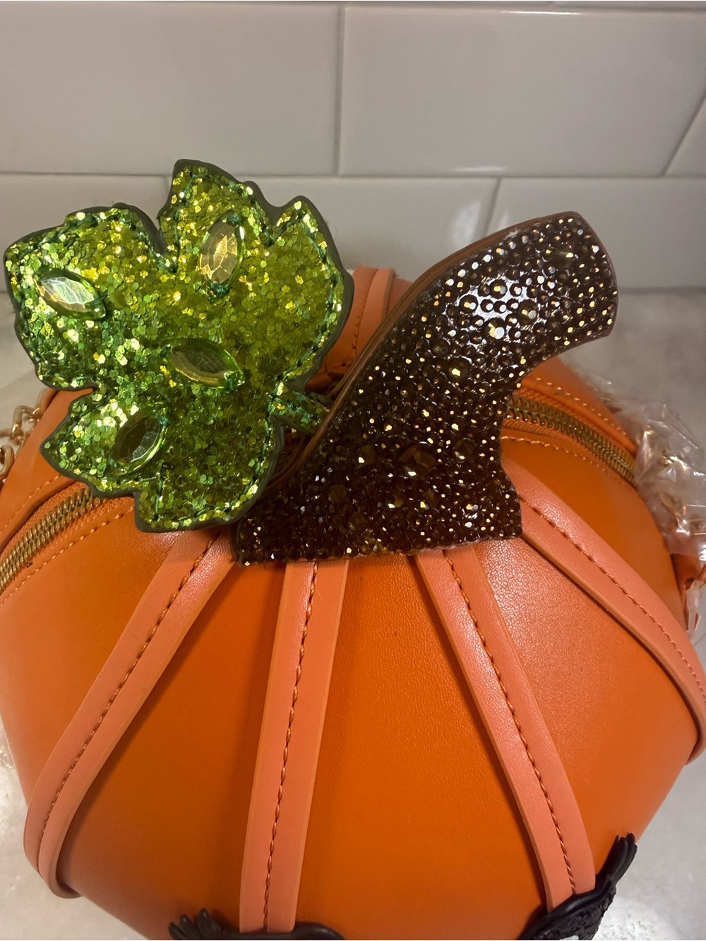 Betsey Johnson KITSCH Pumpkin Crossbody Halloween Jack O' Lantern Shoulder bag - Picture 5 of 7